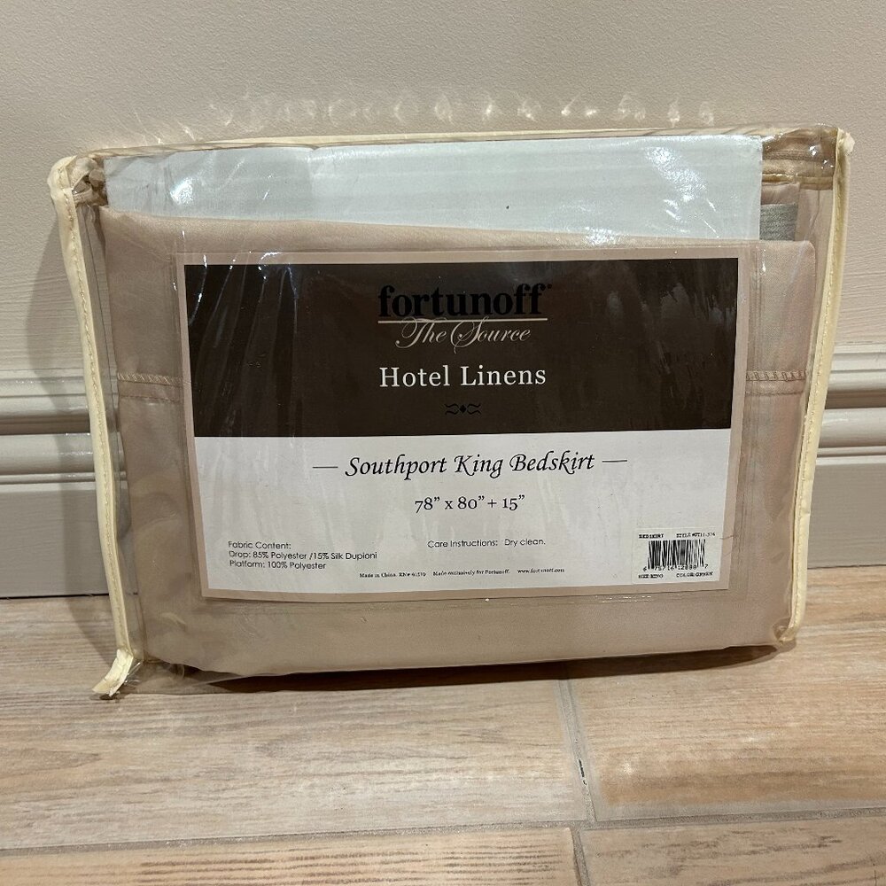 NWT Fortunoff The Source Hotel Linens Southport Green Silk Blend King Bedskirt